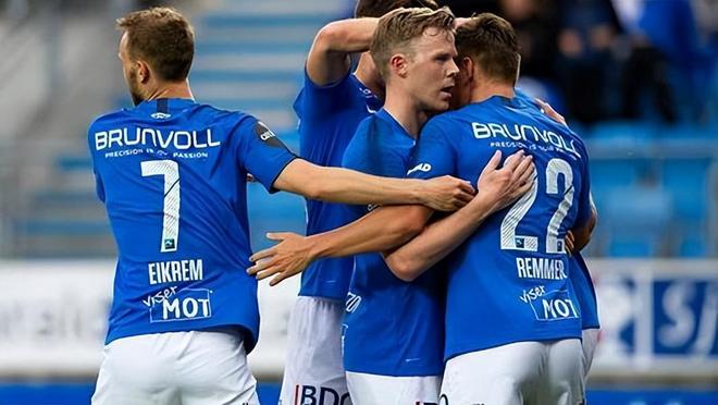 身模范成就 身模范成就