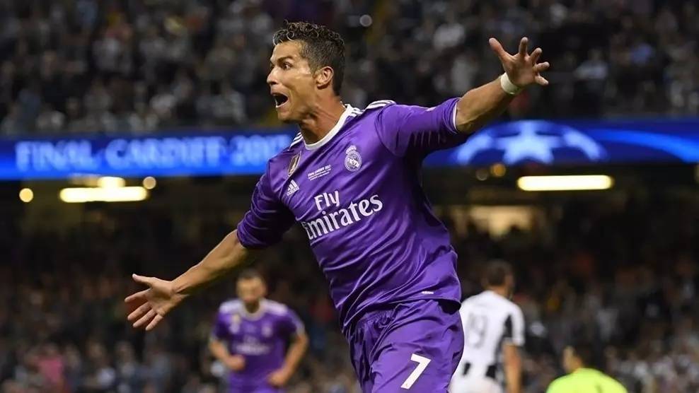 在篮球赛场 在篮球赛场