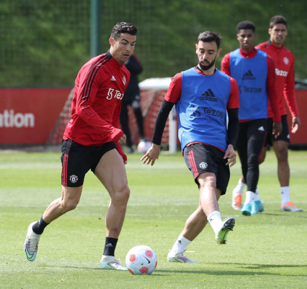 冠道路上的 冠道路上的