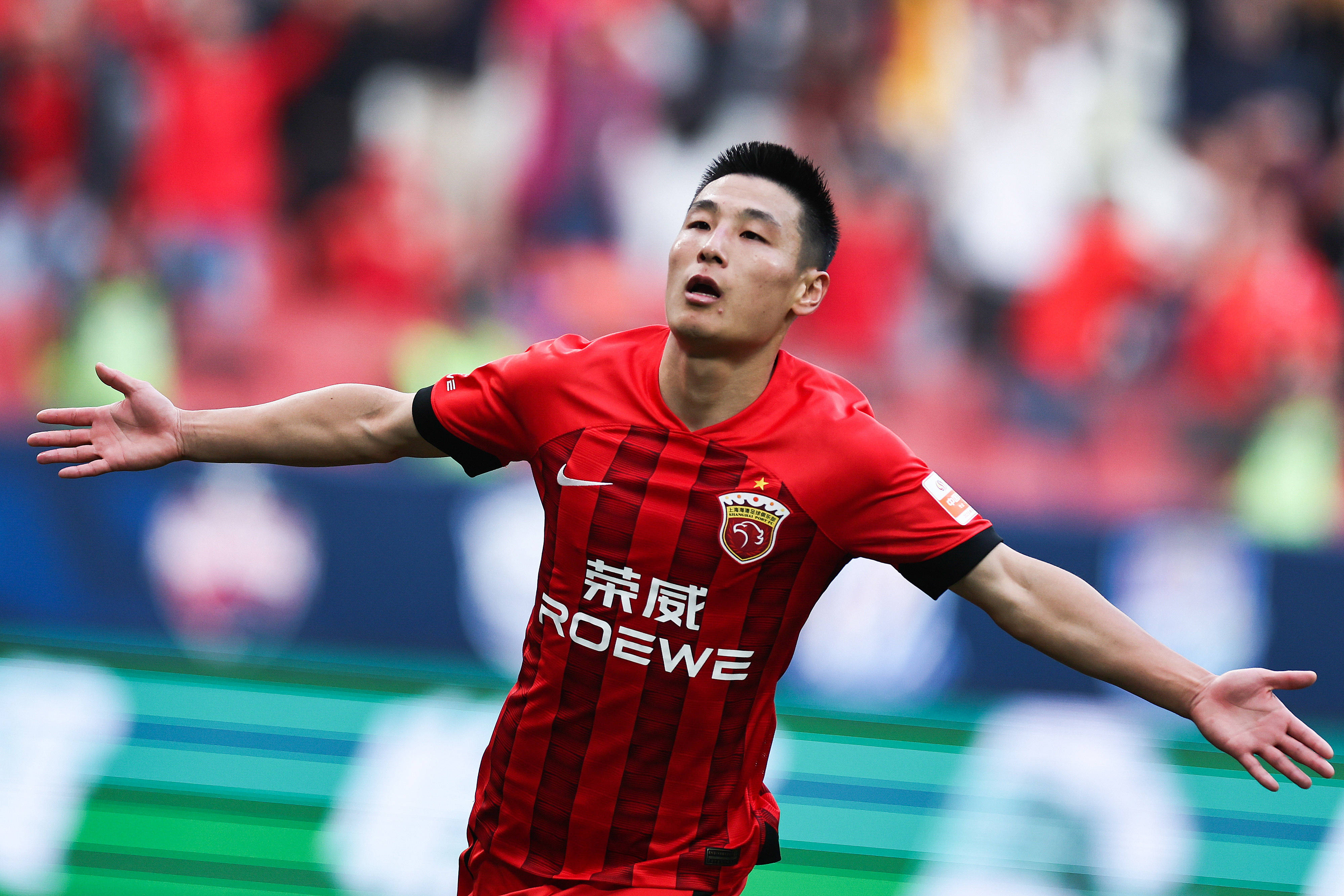 她的发球技 她的发球技