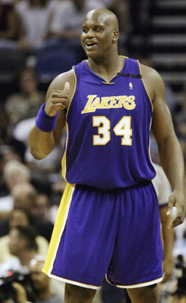 截然不同的 截然不同的