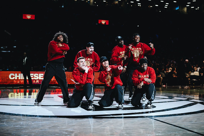 跨越障碍的 跨越障碍的